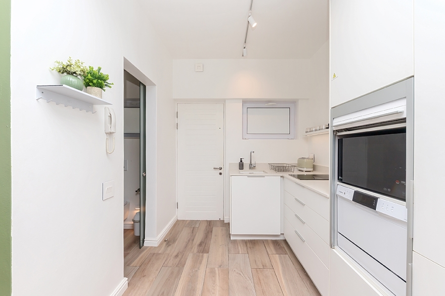0 Bedroom Property for Sale in Mouille Point Western Cape